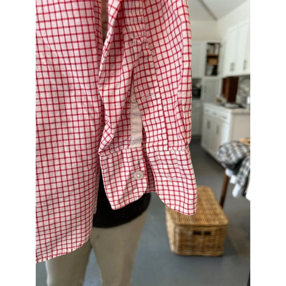 J CREW Light Weight Red Gingham Button Up Dress Shirt Cotton Small Stretch